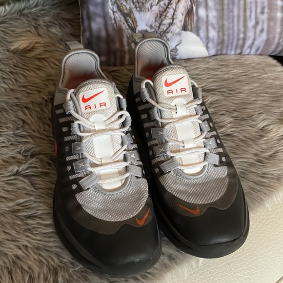 Nike air max sneakers - Picture 2 of 9